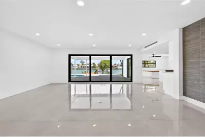 319 Midway Island, Clearwater, FL 33767 - Photo 3