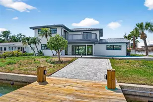 319 Midway Island, Clearwater, FL 33767 - Photo 57