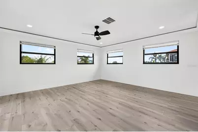 319 Midway Island, Clearwater, FL 33767 - Photo 37