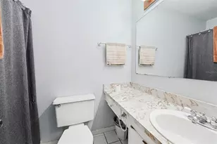 7991 Aberdeen Cir, Largo, FL 33773 - Photo 19