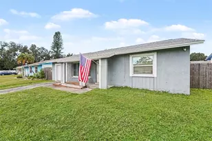7991 Aberdeen Cir, Largo, FL 33773 - Photo 5