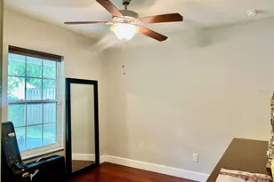 1714 NW 9th St, Gainesville, FL 32609 - Photo 17