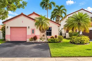 2122 NW 184th Way, Pembroke Pines, FL 33029 - Photo 1