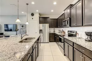 2404 Tanger Dr, Kissimmee, FL 34747 - Photo 9