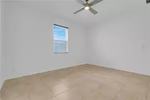 935 Benjamin Trail, Davenport, FL 33837 - Photo 17