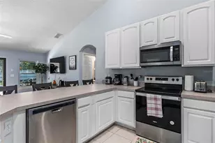 1030 Coventry Rd, Davenport, FL 33897 - Photo 11