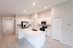 3513 Radiant Mountain Dr, Plant City, FL 33565 - Photo 3