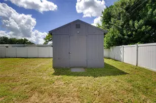 18 N Alder Dr, Orlando, FL 32807 - Photo 27