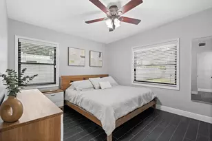 18 N Alder Dr, Orlando, FL 32807 - Photo 15