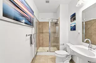 150 E Robinson St, Orlando, FL 32801 - Photo 25