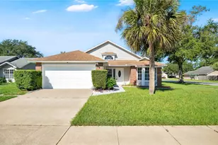 233 S Aberdeen Cir, Sanford, FL 32773 - Photo 1