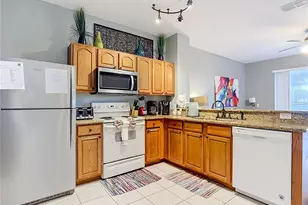2592 Maneshaw Ln, Kissimmee, FL 34747 - Photo 5