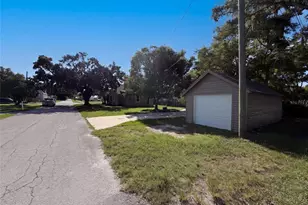 802 Massachusetts Ave, Saint Cloud, FL 34769 - Photo 29
