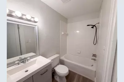 802 Massachusetts Avenue, Saint Cloud, FL 34769 - Photo 17