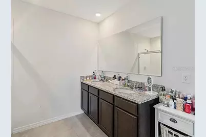 2585 Ryland Falls Drive, Lakeland, FL 33811 - Photo 15