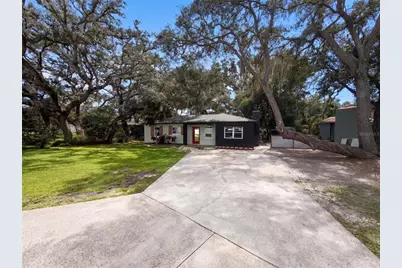 10806 W Elbow Drive, Tampa, FL 33612 - Photo 17