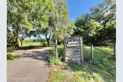 572 N Pine Street, Pierson, FL 32180 - Photo 3