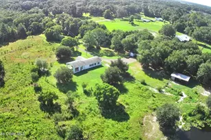 572 N Pine St, Pierson, FL 32180 - Photo 7