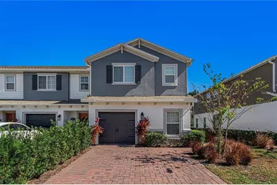 2875 Narcoossee Commons Way, Saint Cloud, FL 34771 - Photo 1
