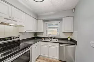 4516 W Paxton Ave, Tampa, FL 33611 - Photo 9
