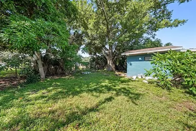 4516 W Paxton Avenue, Tampa, FL 33611 - Photo 23