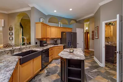536 Avon Glade Place, Sanford, FL 32771 - Photo 5
