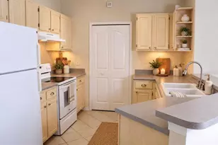 8925 Legacy Ct, Kissimmee, FL 34747 - Photo 5