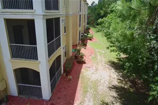 8925 Legacy Ct, Kissimmee, FL 34747 - Photo 3