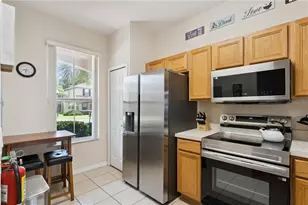 570 Calabria Ave, Davenport, FL 33897 - Photo 7