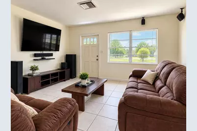 825 Groveland Avenue, Venice, FL 34285 - Photo 5
