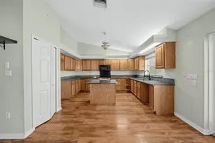 589 Ridgecrest Dr, Punta Gorda, FL 33982 - Photo 11