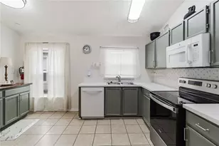 829 Clear Creek Cir, Clermont, FL 34714 - Photo 5