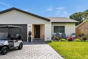 1467 Chesterfield Dr, Dunedin, FL 34698 - Photo 1