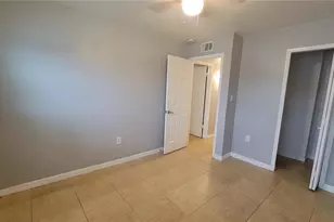863 Sky Lake Cir, Orlando, FL 32809 - Photo 7