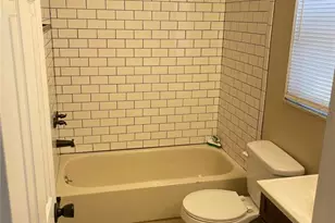 3029 Center St, Orlando, FL 32806 - Photo 9