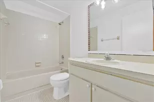 475 Hunter Cir, Kissimmee, FL 34758 - Photo 5
