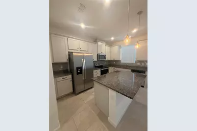1180 Lakeshore Breeze Place, Kissimmee, FL 34747 - Photo 9