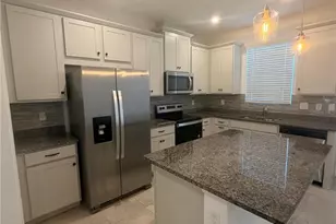 1180 Lakeshore Breeze Pl, Kissimmee, FL 34747 - Photo 9