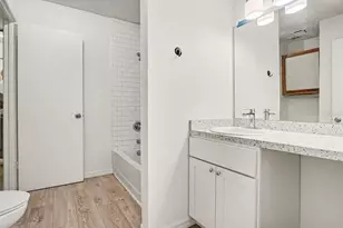 199 Afton Square, Altamonte Springs, FL 32714 - Photo 17