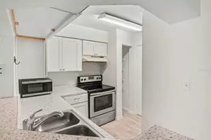 199 Afton Square, Altamonte Springs, FL 32714 - Photo 11