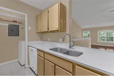 6560 Swissco Drive #322, Orlando, FL 32822 - Photo 9