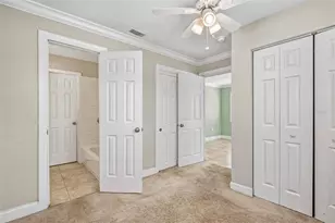 375 64th St S, Saint Petersburg, FL 33707 - Photo 23