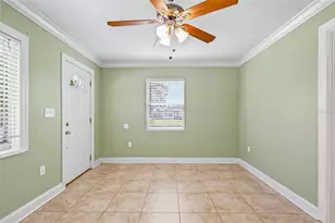 375 64th St S, Saint Petersburg, FL 33707 - Photo 9