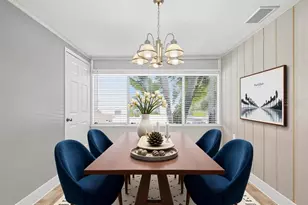 375 64th St S, Saint Petersburg, FL 33707 - Photo 5