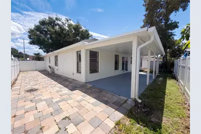 9507 Letterstone Court, Tampa, FL 33615 - Photo 5