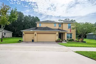 110 Islabella Way, Groveland, FL 34736 - Photo 1