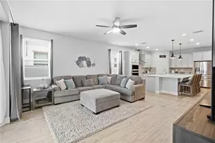 1270 Fox Hedge Ln, Saint Cloud, FL 34771 - Photo 9