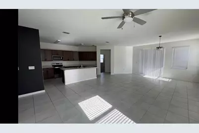 7054 Cruz Court, Lakeland, FL 33813 - Photo 3