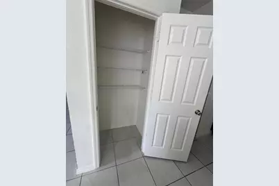 7054 Cruz Court, Lakeland, FL 33813 - Photo 13