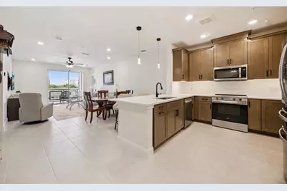 7545 Laureate Boulevard #7201, Orlando, FL 32827 - Photo 5